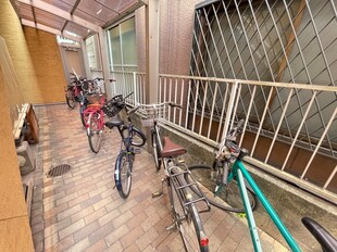 ロフティ西京極郡町の物件外観写真